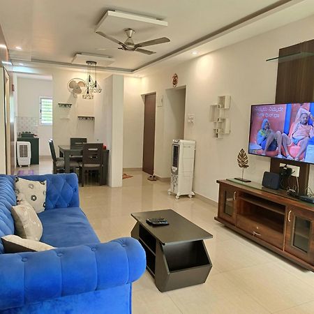 305 Home Stay Мангалор Экстерьер фото